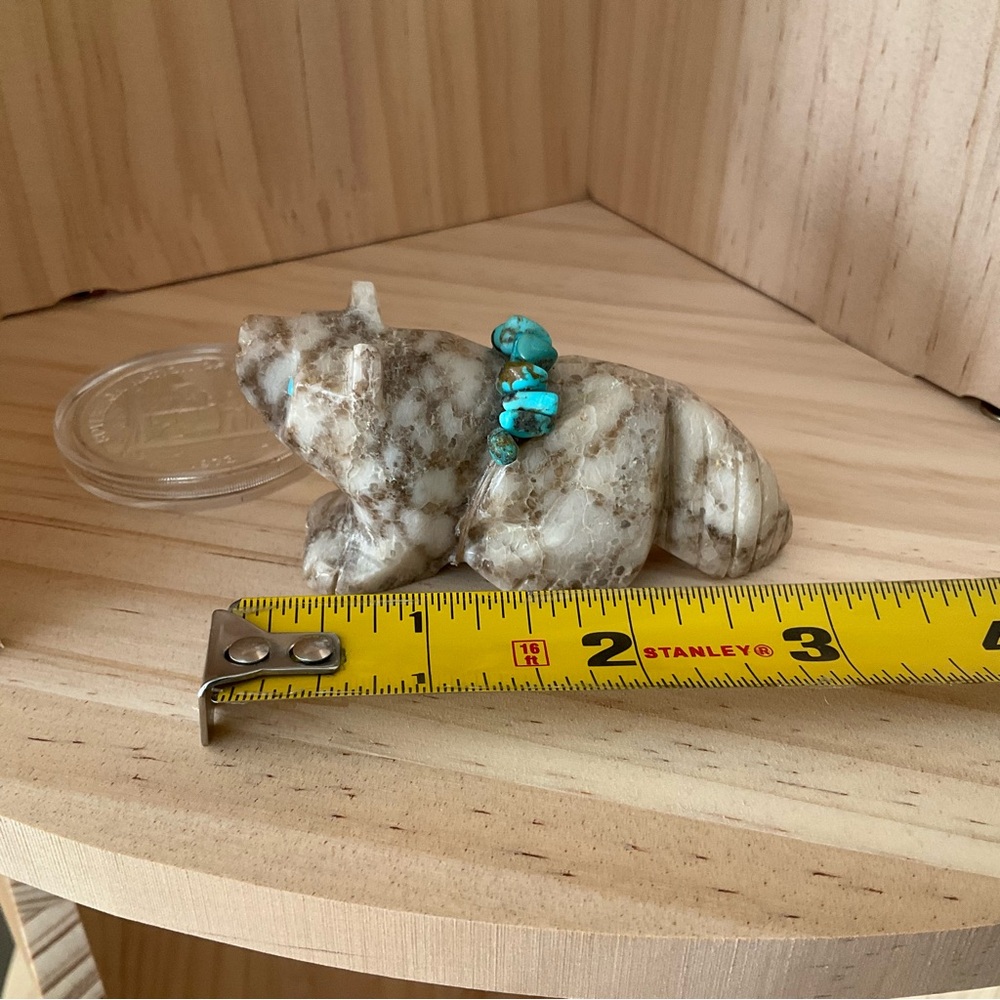Zuni Picasso Jasper Marble Wolf Hand Carved Bu Zuni Artist Davey Cooeyat… - Picture 7 of 8